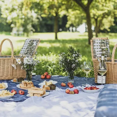 Chateau D'audrieu Hotel Audrieu