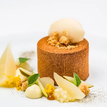 Hotel Chateau D'audrieu 5*