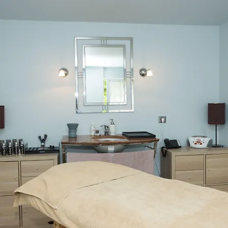 Отель Chateau D'audrieu Audrieu