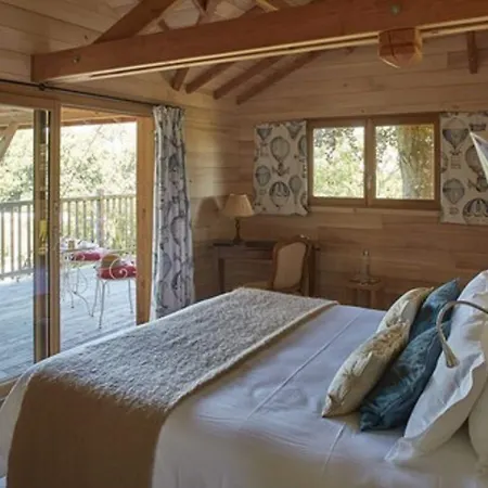 Chateau D'audrieu Hotel