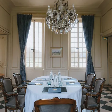 Chateau D'audrieu - Relais & Chateaux 5* 奥德赫尤