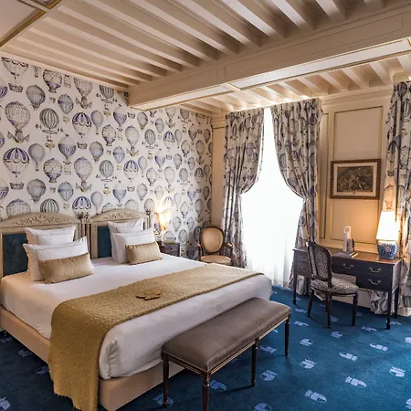 Chateau D'audrieu Hotel 5*