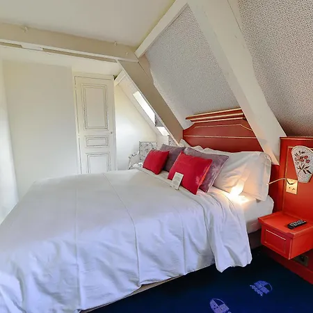 Chateau D'audrieu Hotel Audrieu